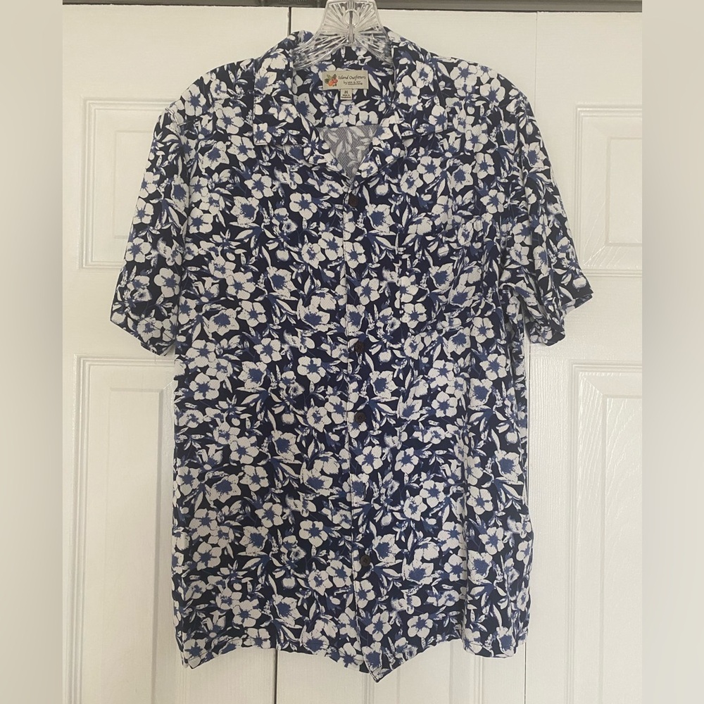 Navy Floral Men's Casual Shirt